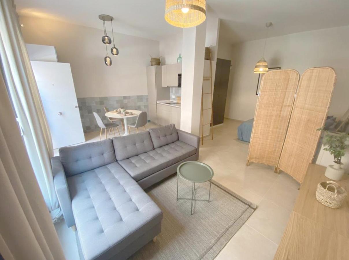 Malaga City Centre Apartment ภายนอก รูปภาพ